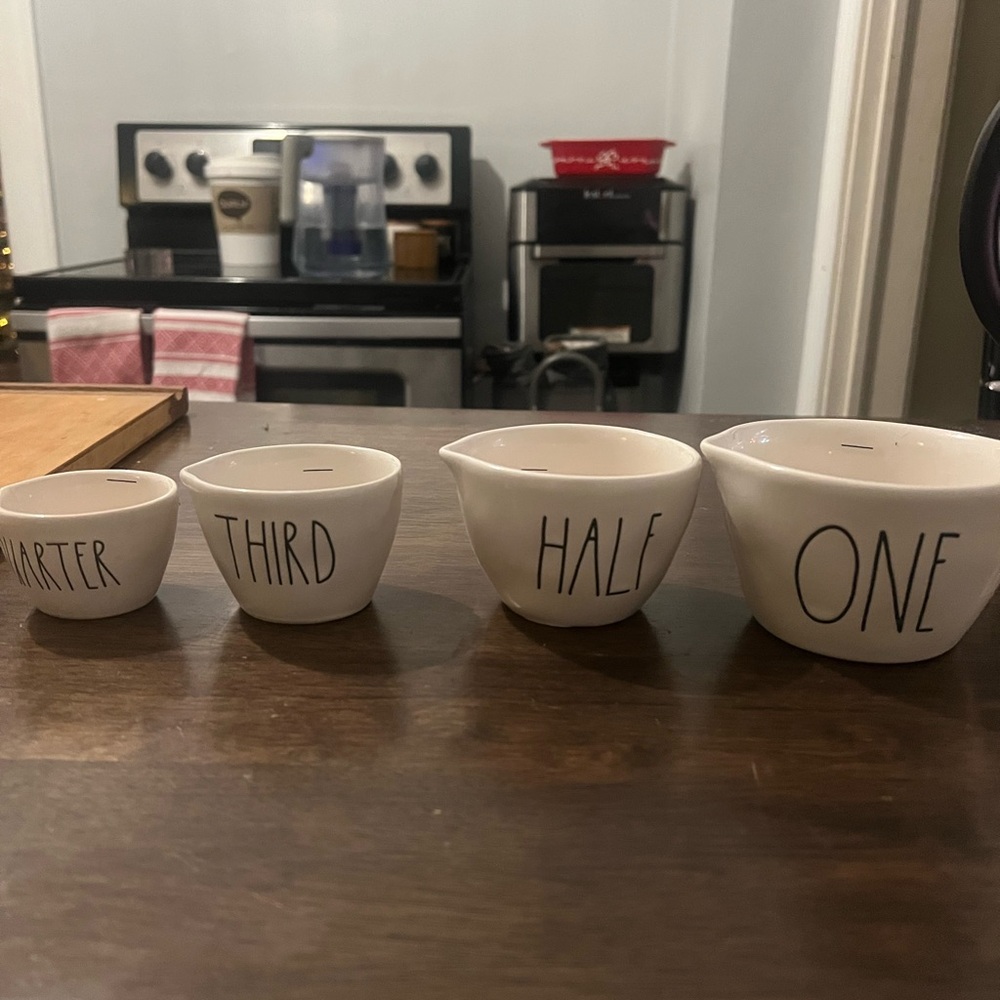 Rae Dunn Cream Measuring Cup Set with Text Design